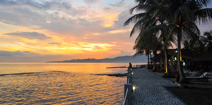 front beach candidasa hotel